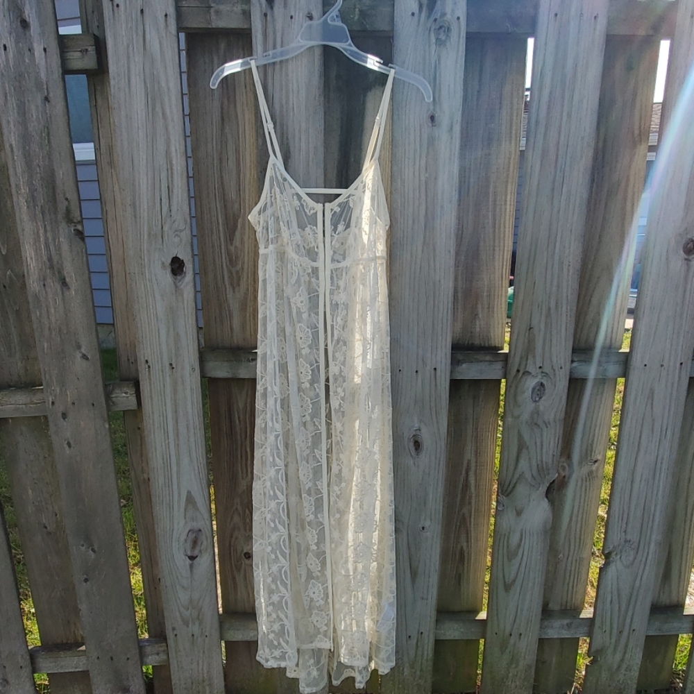 Lace cover. Hippie vibes.